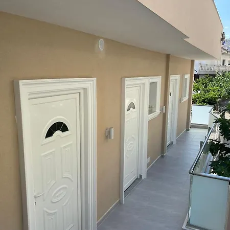 Apartment Eden Breeze Sarande