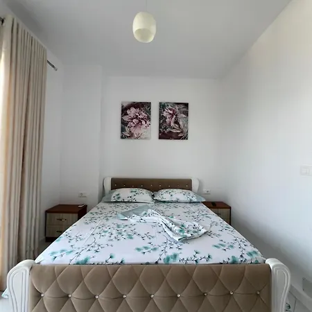 Eden Breeze * Sarande