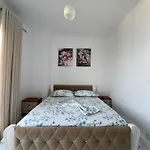Eden Breeze * Sarandë