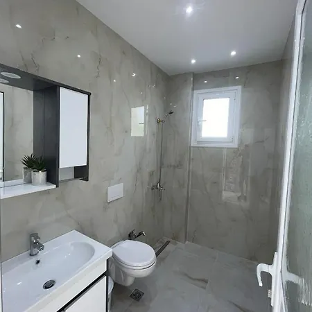 Apartment Eden Breeze Sarande