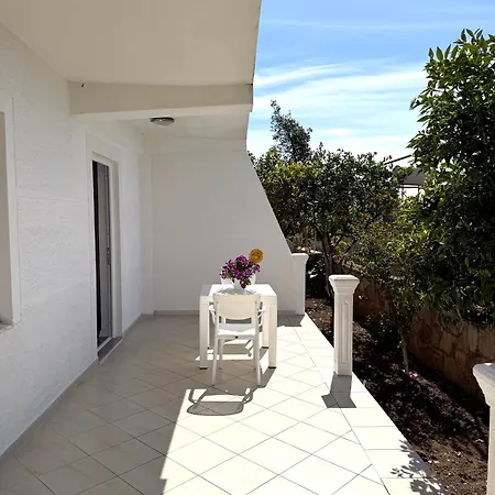 Eden Breeze 公寓 Sarandë