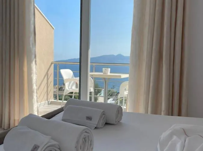 Eden Breeze 公寓 Sarandë