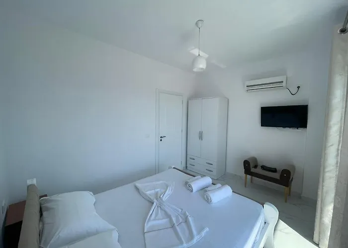 Eden Breeze Apartament