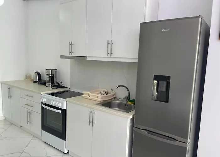 Apartament Eden Breeze *